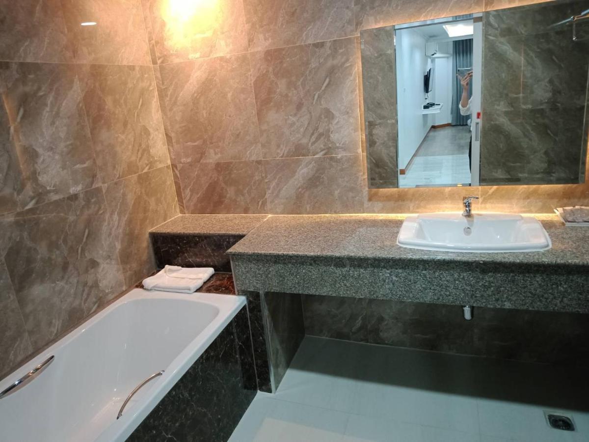 Grandview Landmark Betong Hotel Экстерьер фото